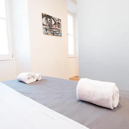 Venezian Τεργέστη