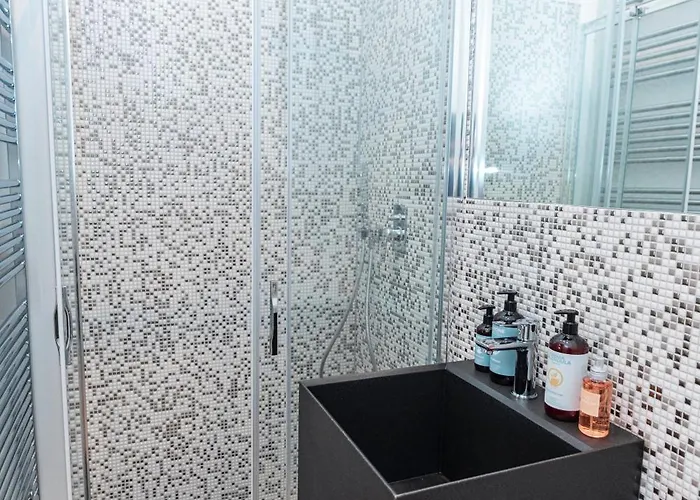 Venezian Τεργέστη