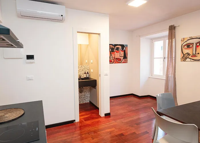 Venezian Ξενοδοχείο με διαμερίσματα Τεργέστη