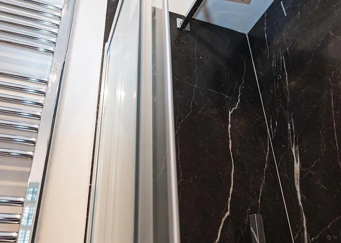 Venezian 4* Τεργέστη