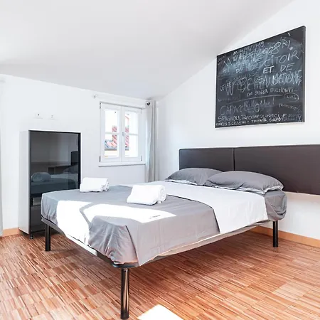 Stay Apartments Venezian 4*