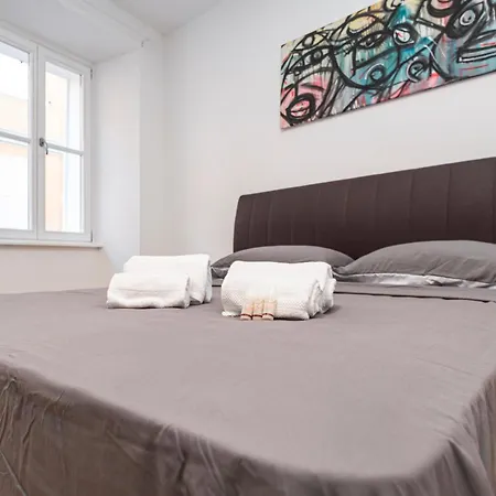 Venezian Apart Otel Trieste