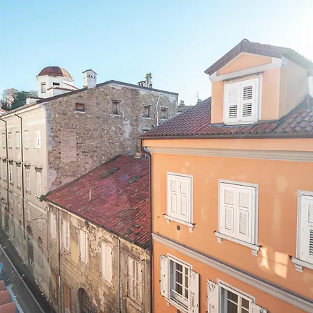 Stay Apartments Venezian